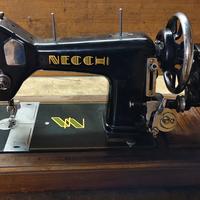 Macchina per cucire Necchi