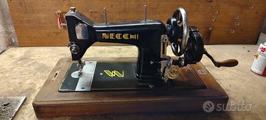 Macchina per cucire Necchi