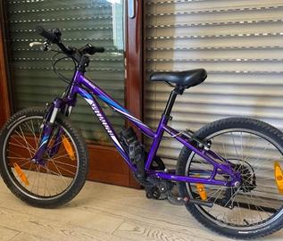 Bicicletta specialized 20”