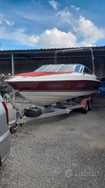 Barca\scafo a motore