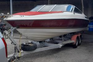 Barca\scafo a motore