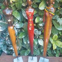 statue etniche guerrieri Masai