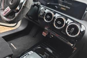 Mercedes ben A180D AMG