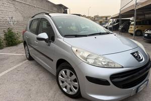 peugeot 207 sw.