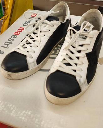 sneakers off code