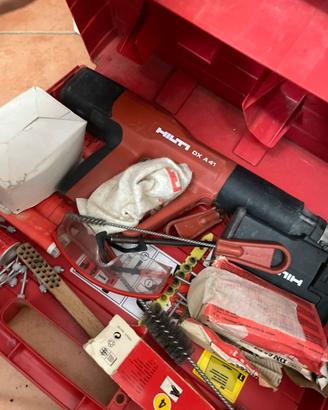 Chiodatrice automatica Hilti DX A41 con accessori