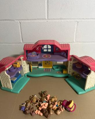 Casetta giocattolo con suoni