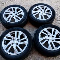 Cerchi e gomme nuove 16 originali peugeot