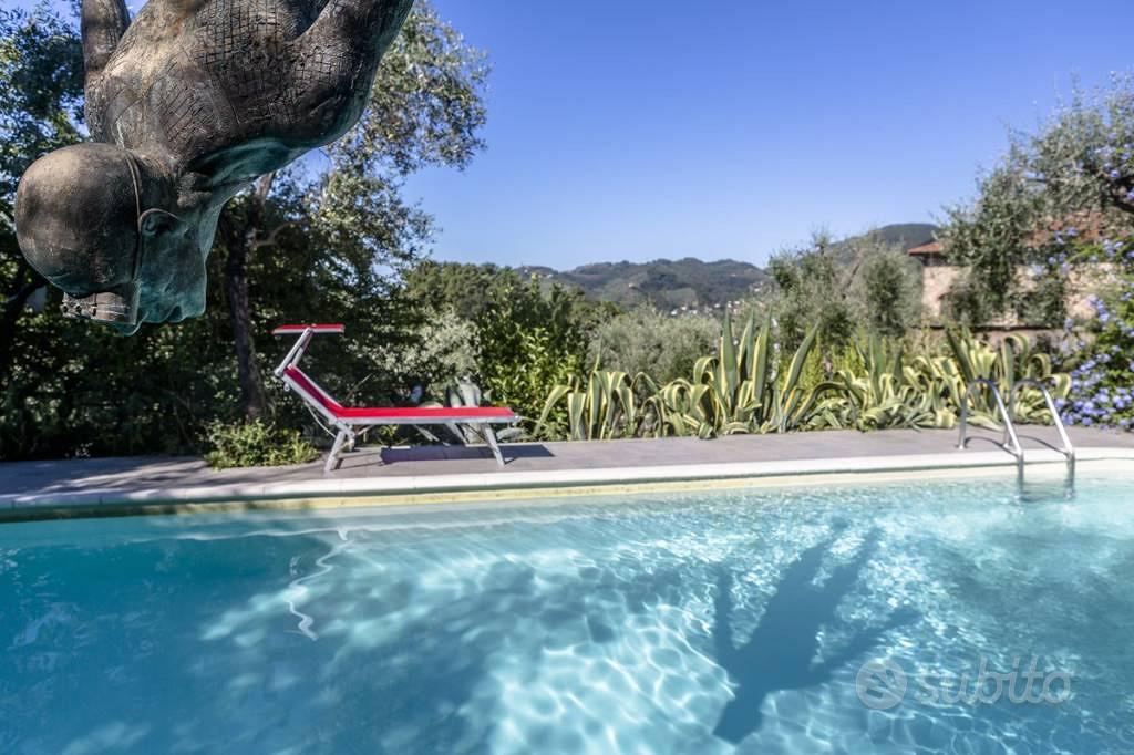Rustico / Casale di 515 m² con più di 5 locali a C - Vista 5