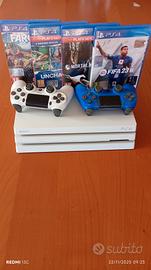 PS 4  + 4 Giochi
