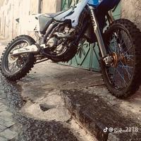 Motocross yzf250