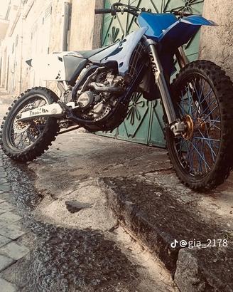 Motocross yzf250