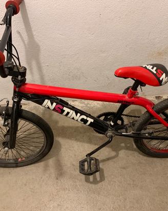 bicicletta BMX Instinct di MBM