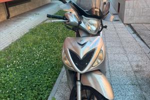 Suzuki Sixteen