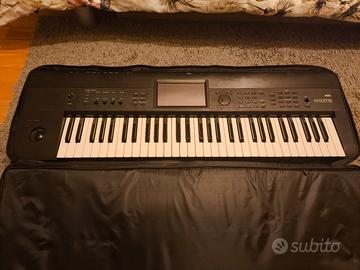 Korg Krome 61 Workstation + Custodia Originale