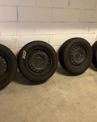 gomme invernali 195/65 R15 91T