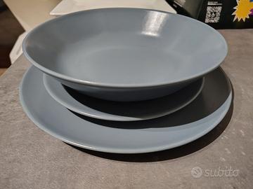 Piatti Ikea (servizio incompleto)