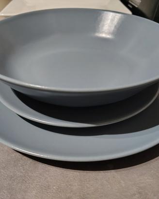 Piatti Ikea (servizio incompleto)