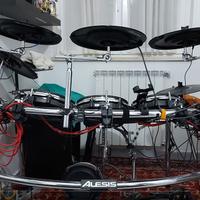 BATTERIA ELETTRONICA ALESIS DM-10 STUDIO KIT