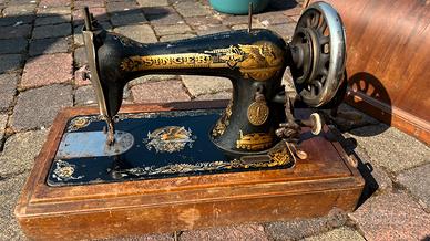 Macchina da cucire singer
