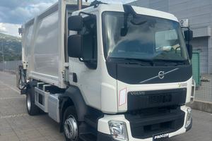 VOLVO  FL  240 Compattatore
