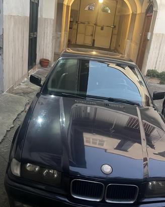 BMW 320i e 36 - cabrio