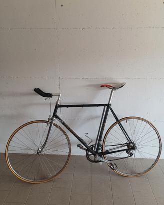 Bicicletta corsa Romani