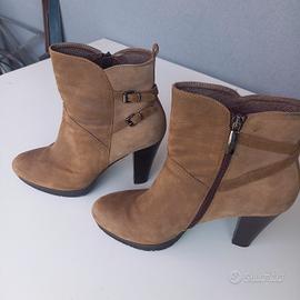 Stivaletti camoscio donna tacco alto