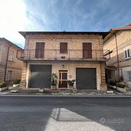 Casa autonoma con giardino