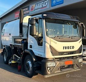 Iveco Altro Spazzatrice IVECO FARID/JOHNSTON