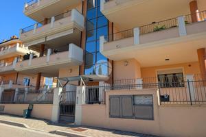 3 LOCALI A CEPAGATTI