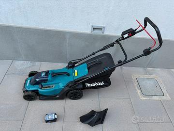 Rasaerba Makita DLM330Z + batteria 18v Makita