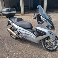 Scooter Nexus 500 solo 21.000 km 