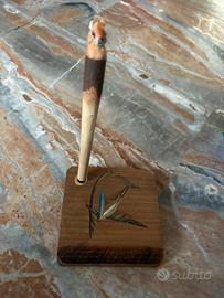 Portapenne in Legno Intagliato a Mano