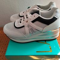 Scarpe Nuove "Lancetti"