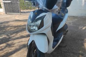 Scooter Sym Symphony SR 125