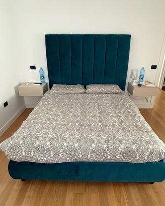 Letto matrimoniale con rete e materasso