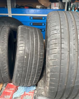 Gomme Godyear Eagle F1 225/45 R17 94Y