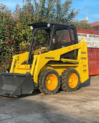 P32 Mini pala Komatsu SK 05 targata