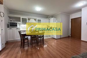 Appartamento di 78 m² con 3 locali e box auto a Mi