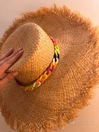 👒 cappello in rafia a falda larga