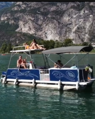 Pontoon boat (pontone catamarano)