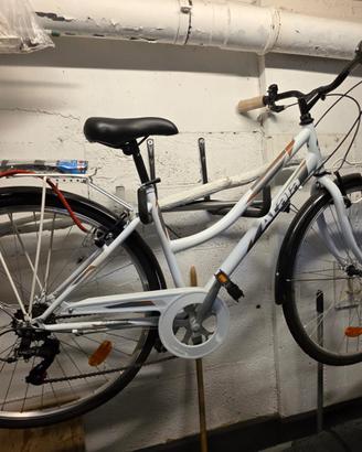 Bicicletta donna Atala nuova