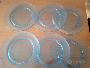 Sottopiatti blu in plastica rigida