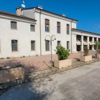 Grande bar con possibilità pizzeria 35m