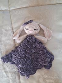 Coniglietta amigurumi 