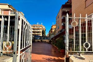 Appartamento in via Val Favara a Roma