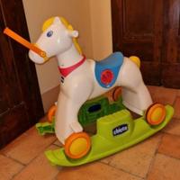 Cavallino per bambino.