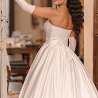 abito da sposa in raso