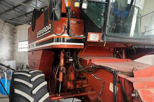 Mietitrebbia Laverda 3550 al